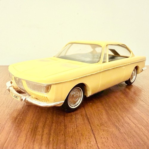 Novelty radio vintage trix - novelty,